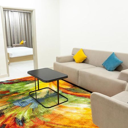 Riviera Suites , Hotel Apartement Sur Luaran gambar