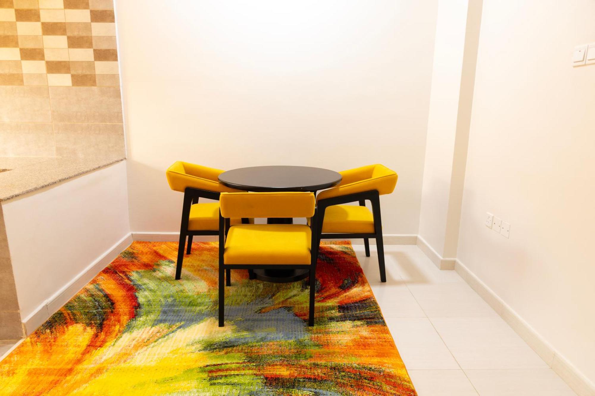 Riviera Suites , Hotel Apartement Sur Luaran gambar