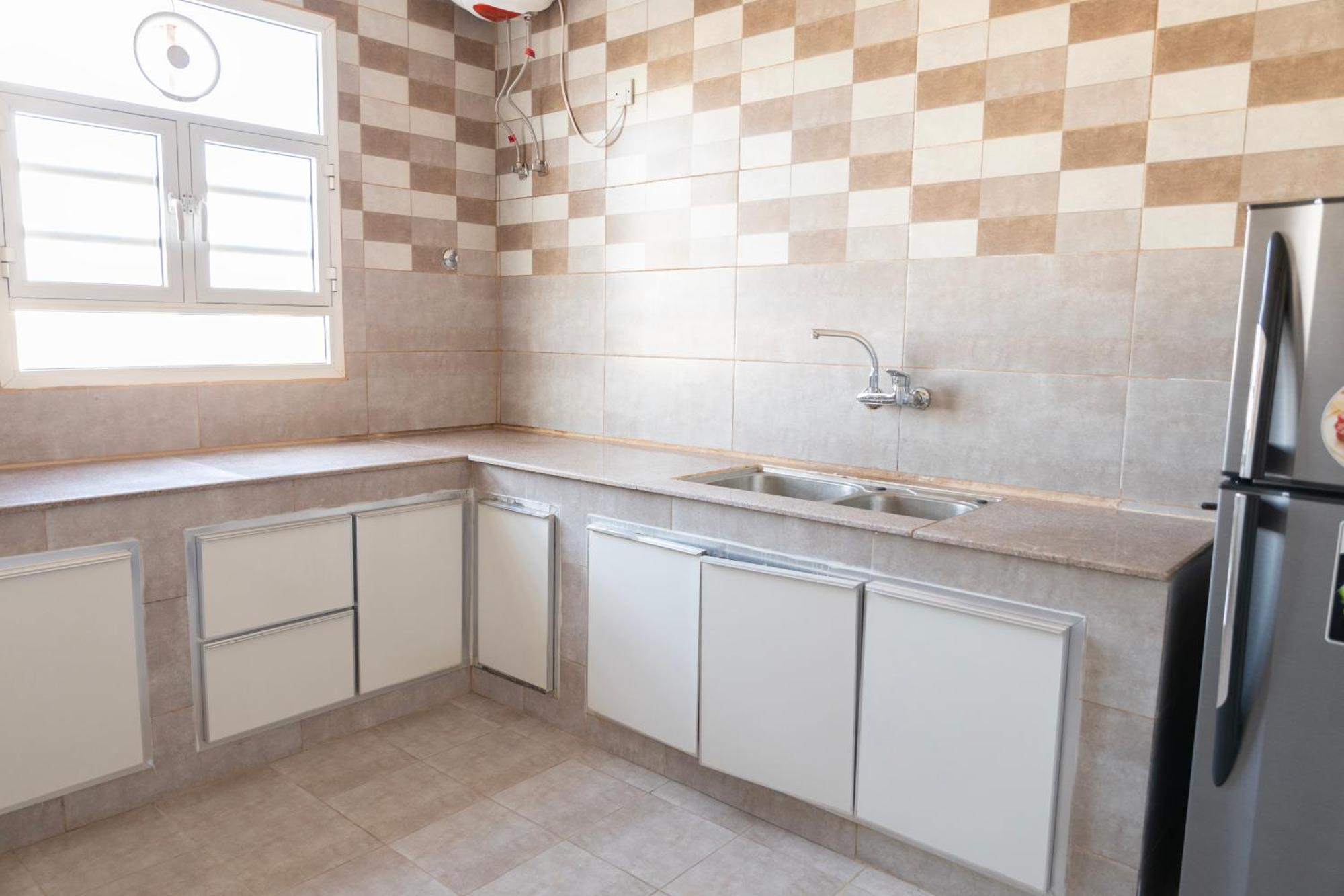 Riviera Suites , Hotel Apartement Sur Luaran gambar